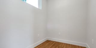 428 W Solidelle St Gallery 13