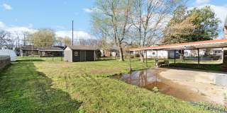 Pet Friendly Renovated Three Bedroom with Basement! Gallery 32