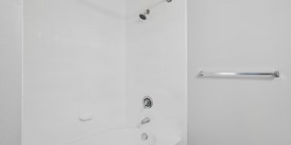 Belclaire Gallery 32
