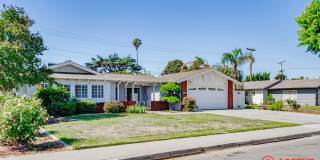 Spacious 4BD/2BA Home in 93309 – Solar Powered, Utilities Included! Gallery 1