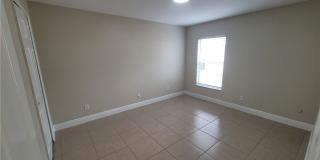 1225 NW 26th Place Gallery 13