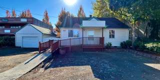 Welcome to this charming 3-bedroom, 1-bathroom house in Vancouver, WA! Welcome to this charming 3-bedroom, 1-bathroom house in Vancouver, WA! Gallery 1