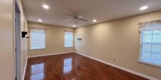 3 BR, 2 BA, 2 car garage Webster Groves Home in Saint Louis Gallery 12