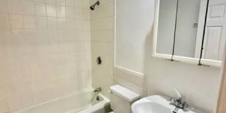 21 Cleveland Pl. Gallery 3