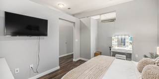 Charming 1BR Condo in Denver Gallery 6