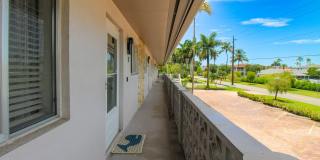 ** CANAL VIEW 2 BEDROOM\2 BATH CONDO ** SEASONAL OR ANNUAL ** BLUE POINT CLOSE TO DOWNTOWN NAPLES AND NAPLES BEAUTIFUL BEACHES ** CANAL BOAT SLIP AVAILABLE ** Gallery 10