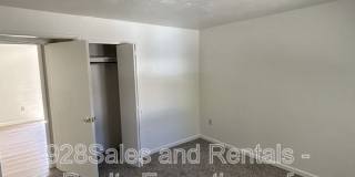 2627 N Rose St` Gallery 15