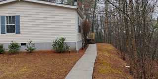 Gorgeous 3 Bedroom 2 Bath Home in Convenient Dawsonville Location! Move In Ready!!!! Gallery 1