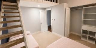 670 Hoene Street Gallery 12