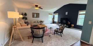 5205 Wabash River Street Gallery 9