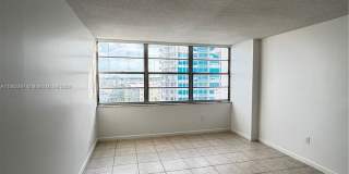 18071 Biscayne Blvd Gallery 6
