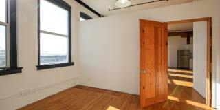 5th Street Gallery 5