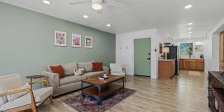 1010 E OSBORN Road Gallery 10