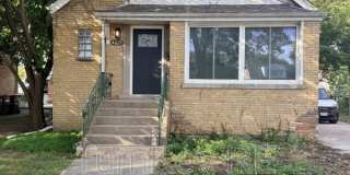 4328 West 109th Street Gallery 1