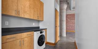 1601 Washington Avenue Gallery 17