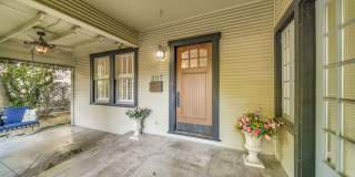 BEAUTIFUL HOME IN BLUEBONNET HILLS, ALAMO HEIGHTS Gallery 5