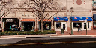12001 MARKET Street Gallery 36