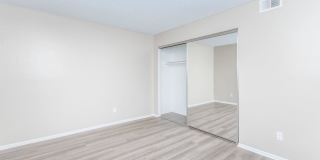 Oak Tree Court Gallery 47