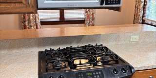 Single Family Home located within Minutes of both Hospitals. - 3 Bedrooms, 1 Bathroom and 1 Car Garage. Available Now!!! Gallery 7