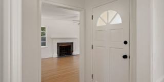 240 Euclid St Gallery 1