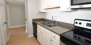 51 ISLAND WAY Gallery 14