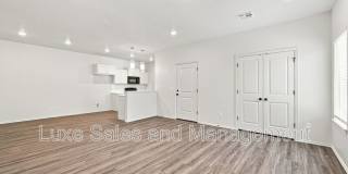 10912 Oak Hollow Drive Gallery 5