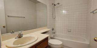 2nd FLOOR CONDO IN GATED COMMUNITY Gallery 4