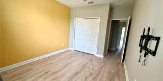 1344 ROYAL ST GEORGE Boulevard Gallery 21