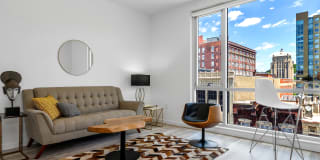 The Blonde Gallery 5