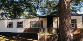 128 Hodges Avenue Gallery 1