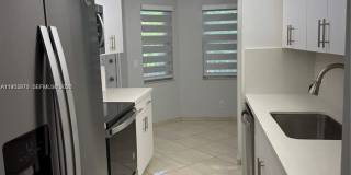 1200 SW 124th Ter Gallery 4