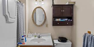 1435 CROFTON Parkway Gallery 24