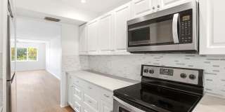 4570 OVERLOOK DRIVE NE Gallery 5