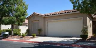 Charming Single-Story Townhome with Vaulted Ceilings in a Gated Northwest Community! Gallery 1