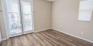 Unique 4-Bedroom, 3-story Live/Work Townhouse in the lushly landscaped Villa Metro Community! Gallery 22