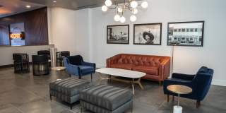 The Hooper Gallery 33