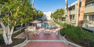 Encino Crest Apartments Gallery 4