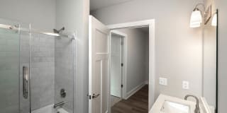 Second Avenue Apartments Gallery 9