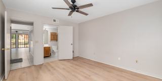 Spacious 3/3 townhome-style condo in Rockwood Villas with washer/dryer Gallery 28