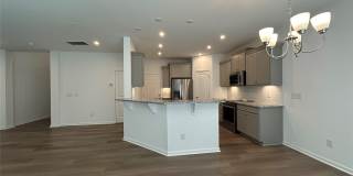 13010 Rover Street Gallery 6