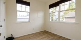 10547 Midvale Avenue North - DUnit D Gallery 13