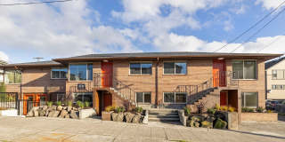 Ballard Seattle 3 Bedroom Apartment for Rent | In-Unit Laundry, Pet Friendly, Parking Available & Walkable Location Near Golden Gardens + Get 14 Days FREE Rent on Your New Home! Gallery 22