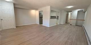 1977 73rd Street Gallery 1