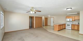 Spacious 2-Bedroom Townhome with Attached Garage in Brandon! Spacious 2-Bedroom Townhome with Attached Garage in Brandon! Gallery 17