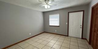 Spacious 1 Bedroom 1 Bathroom! Located Off Ocala Road. Gallery 14