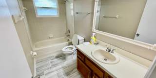 10439 Inverness Dr Gallery 26