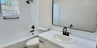 Updated 3/1.5 with Bonus Room in North by Northwest! Gallery 19