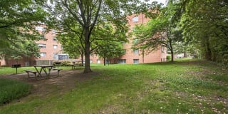 Shawnee Apartments Gallery 15