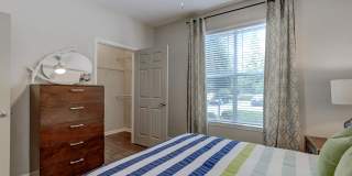 Lakeside at Town Center Apartments Gallery 57