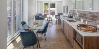 The Dianne Apartments Gallery 4